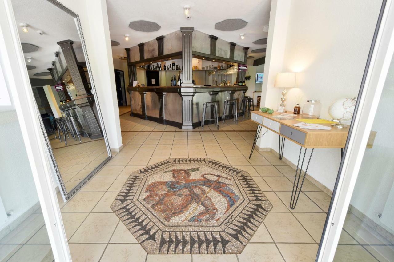 Hotel Des Mosaiques Orbe Buitenkant foto